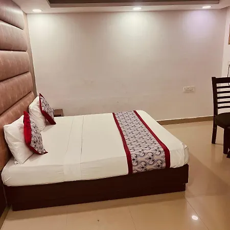 Hotel Asian Plaza Delhi Airport
